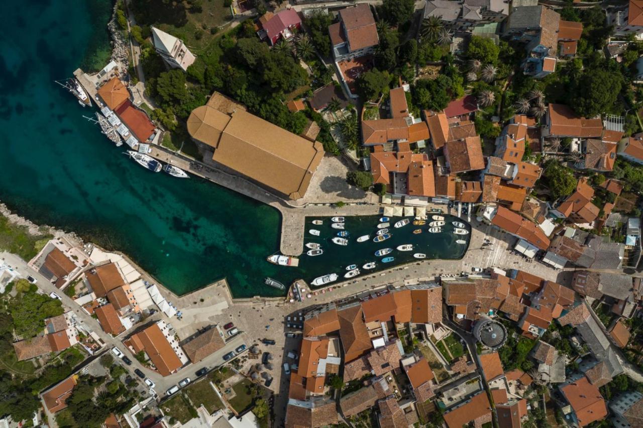 House Encanto Veli Losinj Exterior photo